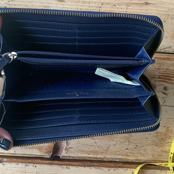Kate Spade Wallet - Picture 7 of 10